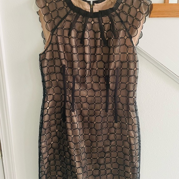 BCBGMAXAZRIA runway dress size 6 mint - Picture 7 of 7